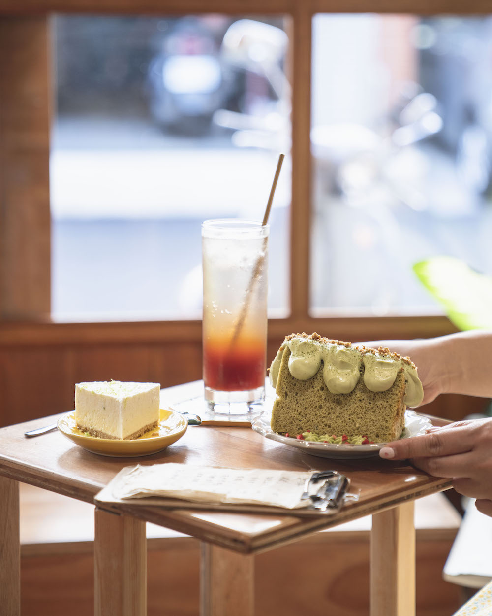 屏東咖啡廳 栗子lizi cafe ｜可愛甜點店～用心手作甜點與飲品，創新與溫暖的地方